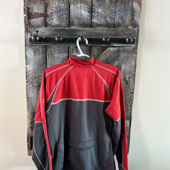 Men's North Face Light Weight Full Zipper Running Jacket Red & Grey - Size Small - Picture 2 of 3